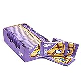 La tableta de chocolate Milka TUC está hecha con delicioso chocolate con leche cubierto de galletas saladas TUC