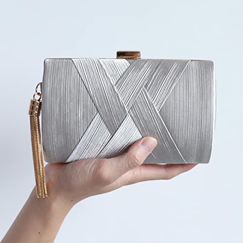 Pochette de soirée confortable qui libère vos mains grâce à sa bandoulière
