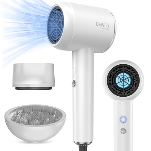 Crespo Addio, Lucentezza Benvenuta: Grazie alla asciugacapelli tecnologia ionica,i capelli possono essere nutriti e liberi dal crespo. La brillantezza e la morbidezza che ottieni sono semplicemente sorprendenti. Distribuisce il calore uniformemente e mantiene l'idratazione interna dei capelli, evitando danni da calore e crespo. Finalmente puoi dire addio ai capelli arruffati e accogliere una chioma luminosa e radiosa con il asciugacapelli professionali DEWILY