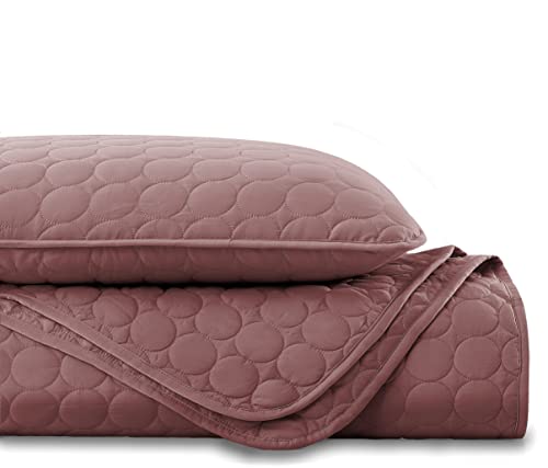 Southshore Fine Living, Inc. Oversized Quilt Bedding Set Lightweight, Soft Coverlet Bedspread 3-Piece With Two Matching Shams (108 In Wide X 98 In Long), Whitered Rose, King/California King #TOP3