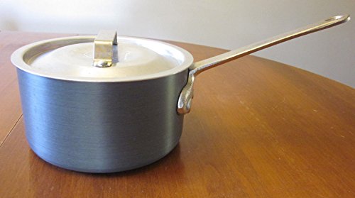Calphalon Commercial Hard-Anodized 4-1/2-Quart Saucepan with Lid