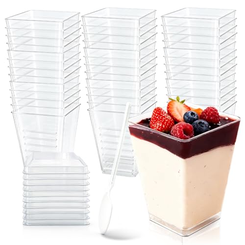GGYKJSK 50-Pack 5oz Dessert Cups with Lids Plastic Parfait/Pudding Cups Small Plastic Containers with Spoons Reusable Jello Cups for Yogurt Fruit Cake Appetizers
