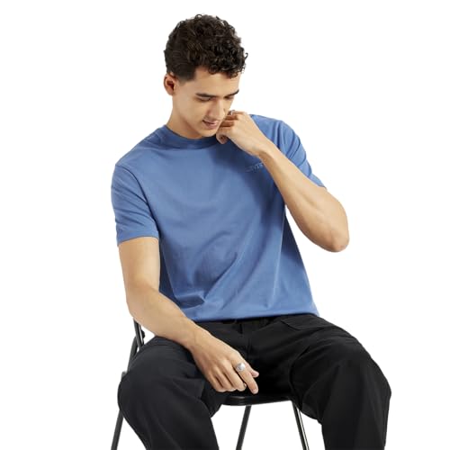 Image of Levi's Men's Cotton Solid Slim Fit T-Shirt