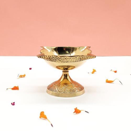 Image of 4 Face Brass Diya for Pooja, Mandir, Diwali Festival Oil lamp Diya for Daily Pooja /Diwali Pooja Charmukhi Diya for Pooja (Size - 5cm) Pack of - 01