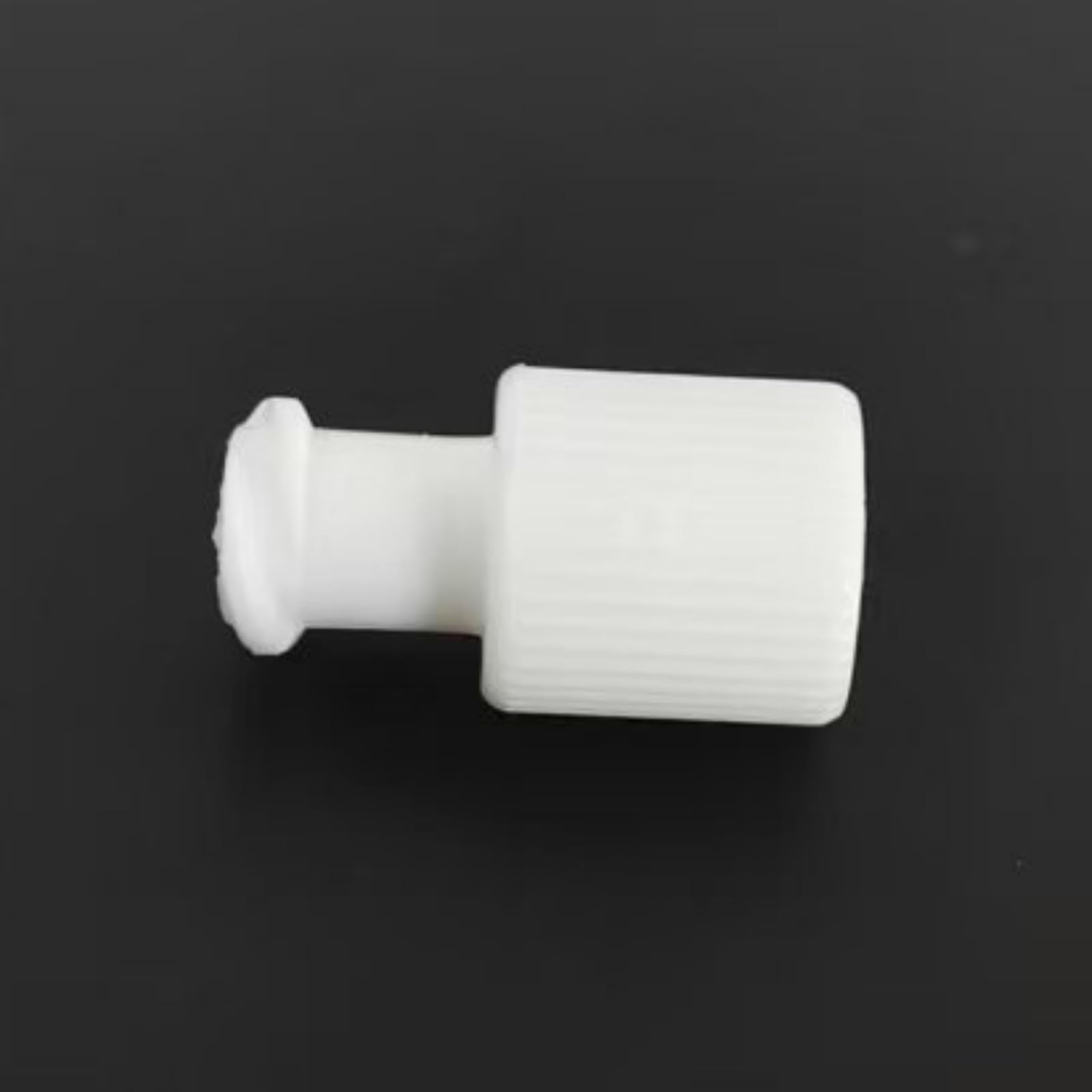 PP Luer lock plugs, 50pcs