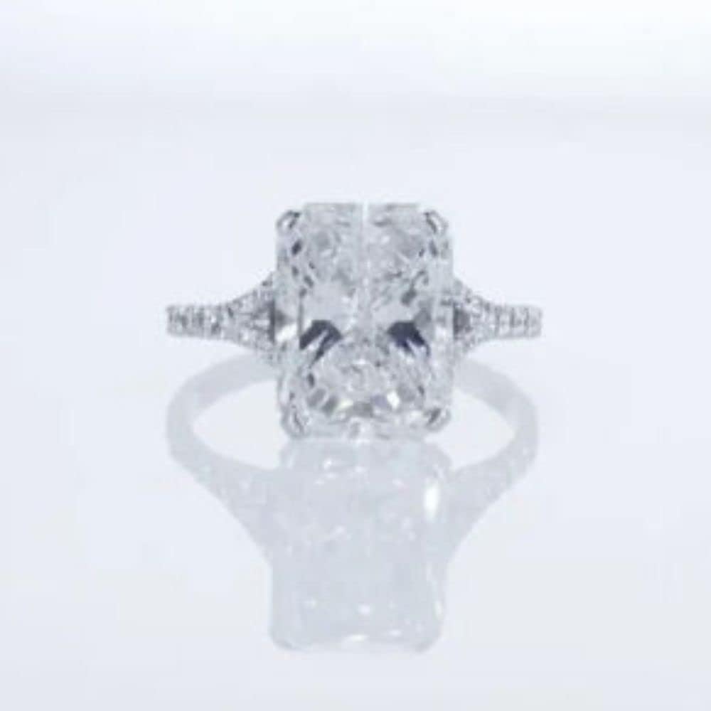 SilverDia 3 Ct Radiant Cut Diamond Classic Split Shank Engagement Ring For Women 14K White Gold Plated Wedding Ring 925 Sterling Silver Handmade Customized Anniversary Ring Pretty Gift For Her