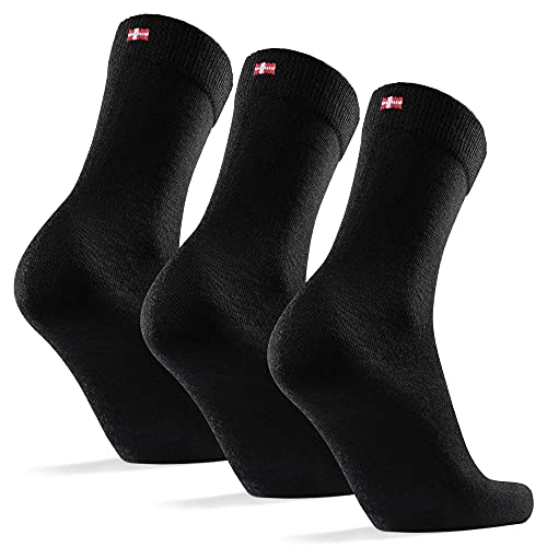 Merino Wool Socks 10 Best Pairs In 2022 (Men & Women)