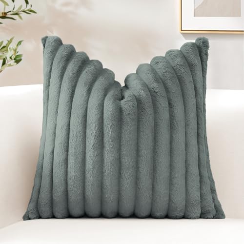 Sungeek Set of 1 Grey Faux Rabbit Fur Cushion Cover 60x60 cm, Soft Cozy Plush Striped Decorative Throw Pillow Covers 24x24 Inch Velvet Square Pillowcases for Sofa Bedroom