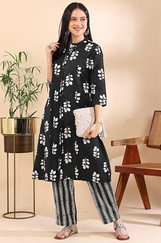 Image of MIRCHI FASHION Pure Cotton Plus Size Lucknowi Chikankari Kurta Set with Pant | 3XL 4XL 5XL Straight Kurta Pant Set | Ethnic Office Wear