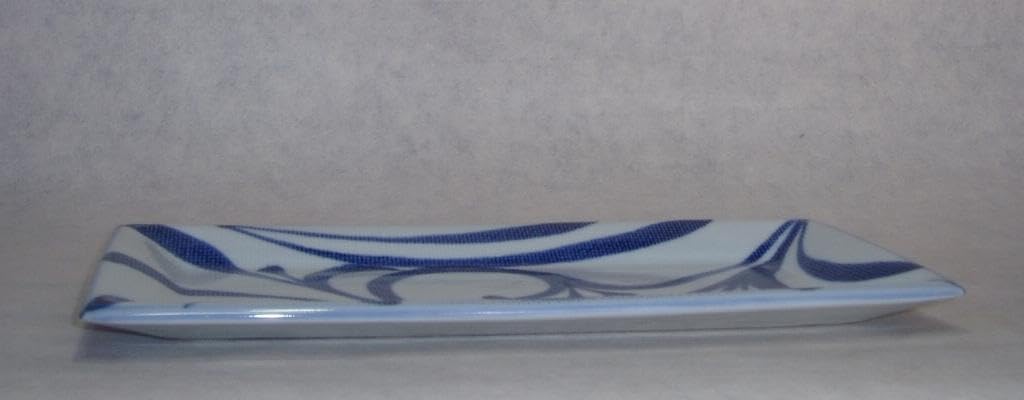 砥部焼「９寸長角布目皿（一つ唐草）」１枚【 送料確認用出品 】 砥部焼 9寸長角布目皿（一つ唐草）1枚 砥部焼 梅山