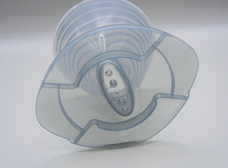 ด้านข้าง view of the Daiso Double Coffee Dripper