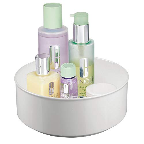 mDesign Organizador de Maquillaje con Base giratoria – Cestas organizadoras para el Cuarto de baño – Bandeja Rotatoria para ordenar cosméticos, lociones, medicamentos y más – Gris Claro