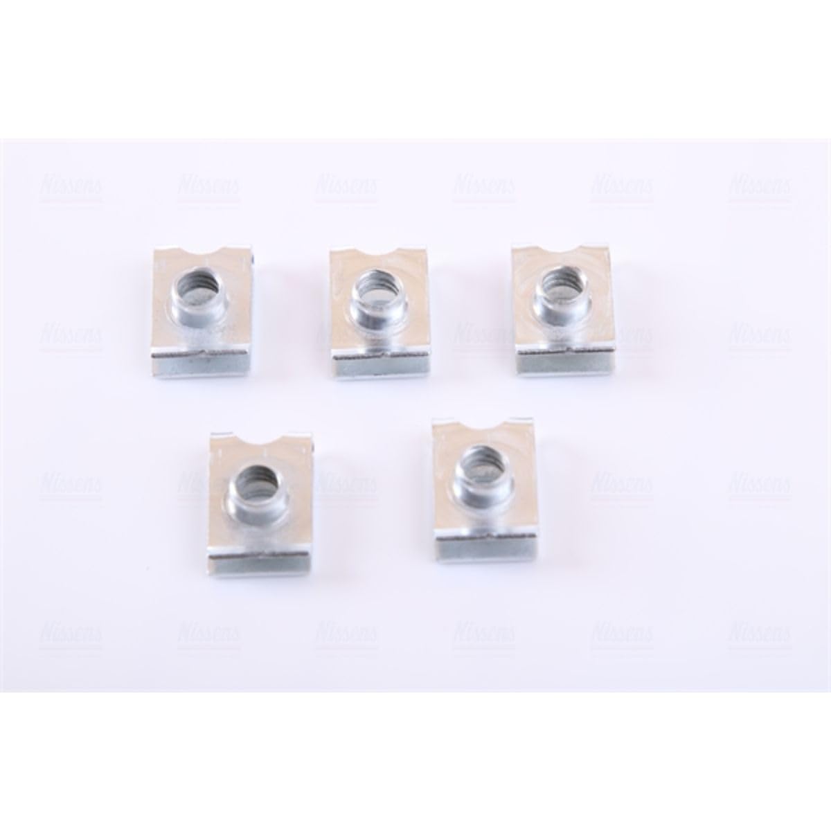 NISSENS Radiatore, Raffreddamento motore 630744 | Compatibile con: OPEL ASTRA H, ASTRA H Caravan, ASTRA H GTC, ASTRA H TwinTop, ZAFIRA / ZAFIRA FAMILY B