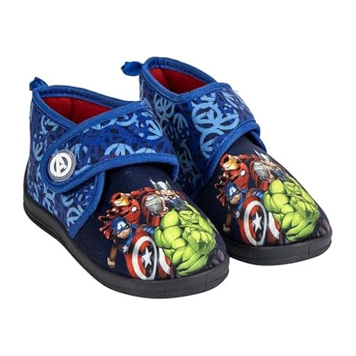 CERDÁ LIFE´S LITTLE MOMENTS | Zapatillas de Casa Media Bota Avengers – Cómodas y Antideslizantes – Diseño Heroico para Fans de Los Vengadores | Ya disponible en tu tienda friki favorita! En mundofriki.es!