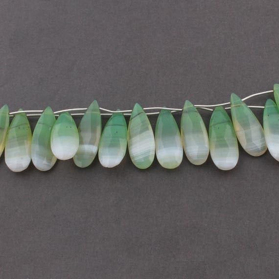 Chrysoprase chalcédoine perles poires lisses aux dimensions généreuses de 36mm