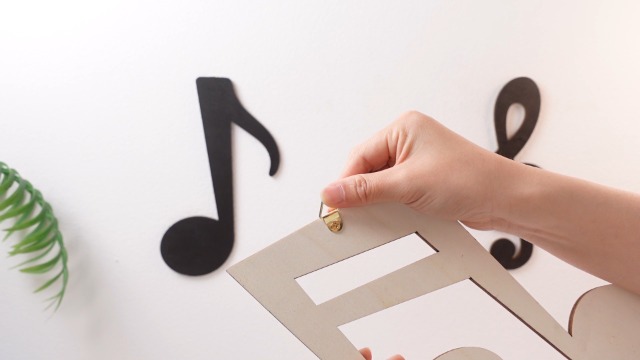 3 Pieces Music Notes Wall Decor Black Treble Clef Wooden Hanging Wall Art Music Party Decorations for Musical Home Room Bar Studio Birthday Party