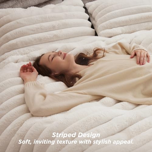 Image of Bedsure Faux Fur Queen Comforter Set - Coconut White Fluffy Comforter Queen Size, Soft and Cozy Shaggy Bedding Comforter Sets, Winter Warm Luxury Fuzzy Bed Set, 1 Comforter and 2 Pillowcases