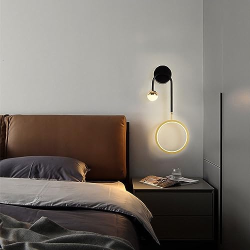 Luz de pared de cabecera LED dorada para lectura cómoda y relax en el dormitorio moderno
