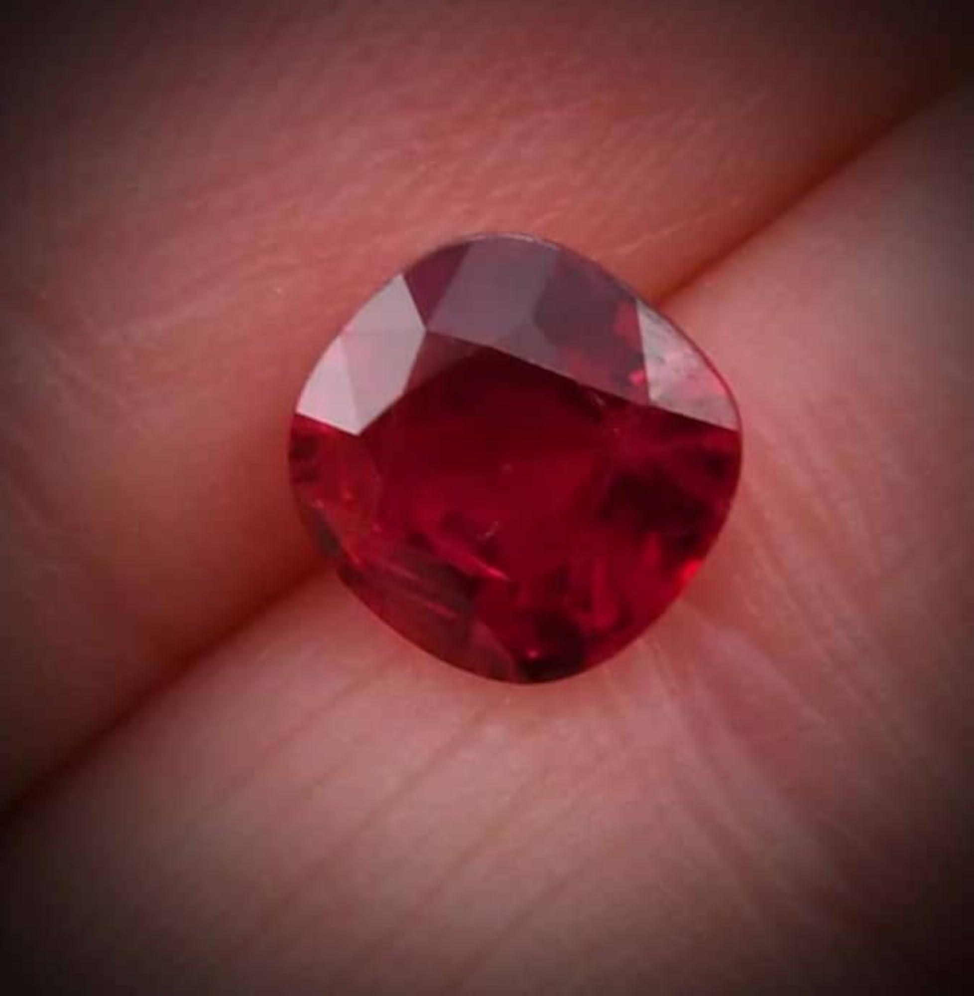 Certified 6 Ratti Burma Ruby Gemstone