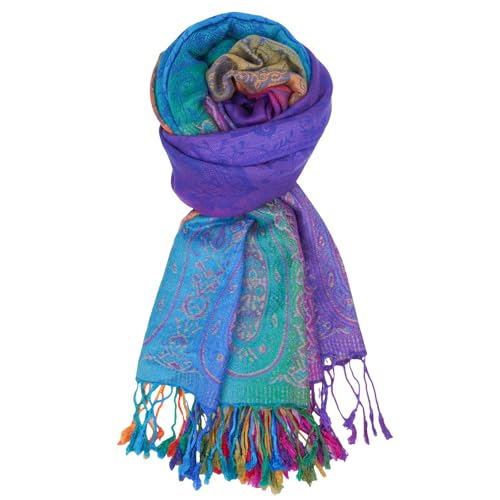 Intricata Trama Jacquard: Questa sciarpa donna invernale colorata è realizzata con la tecnica dell'intreccio jacquard. Il processo jacquard conferisce a questa sciarpa da donna una superficie a motivi, aggiungendo interesse visivo a questa sciarpa colorata.