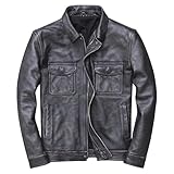 Profitez d'un entretien facile avec cette veste en cuir PU résistante à l'eau et facile à nettoyer. Elle est conçue pour conserver sa forme impeccable et son allure sophistiquée au fil du temps, garantissant ainsi que votre investissement dans une veste en cuir pour homme reste une pièce intemporelle saison après saison.