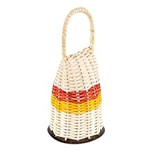 Rattan and Coconut - The clear sound is made possible by a body made of rattan and a bottom made of coconut Medium - This shaker is available in 3 different versions, this one is the medium size with medium Firm Grip - The natural surface of this sha...