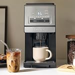 Cuisinart Coffee Maker, Grind personnalisé et Brew Coupe simple, 6 Tailles de la tasse, Usine de Burr en acier inoxydable intégré, résistance réglable, contrôle de l'épaisseur et sur la glace caractéristique, nettoyage facile, DGB-30