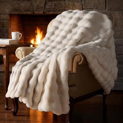 Luxury Ultra Thick Faux Fur Bubble Blanket, Soft Warm Fluffy Thro...