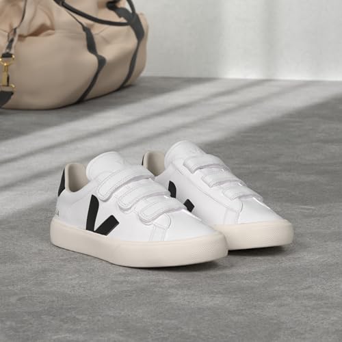 Veja Women's Recife Logo Sneakers Extra White/Black 8, 39 EU Veja Women's Recife Logo Sneakers Extra White/Black 8, 39 EU