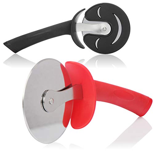 COM-FOUR® 2x Cortapizzas con tapa protectora - Rodillo para pizza de acero inoxidable - Rueda para pizza - Cortapizzas - Negro, Rojo [la selección varía] (02 piezas - Cortador de pizza)