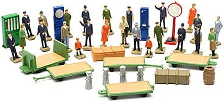 Dapol Unpainted Model Railway Station Accessories Kit - OO Scale 1/76