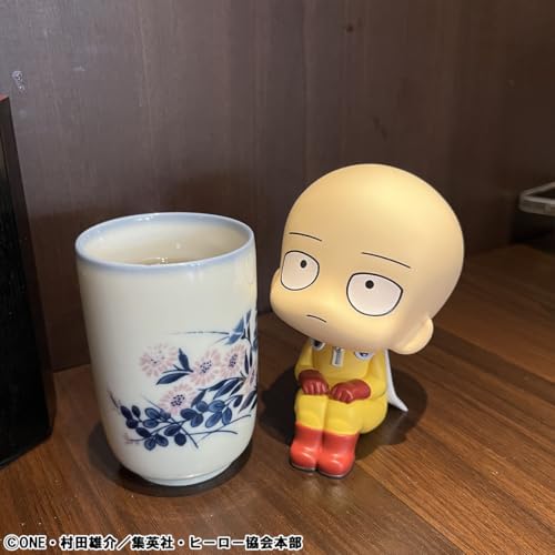 Megahouse - One-Punch Man - Saitama Lookup Figure by Megahouse - Used condition - Image 8