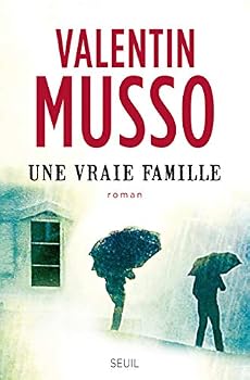 Paperback Une vraie famille [ large bestseller format ] (French Edition) [French] Book