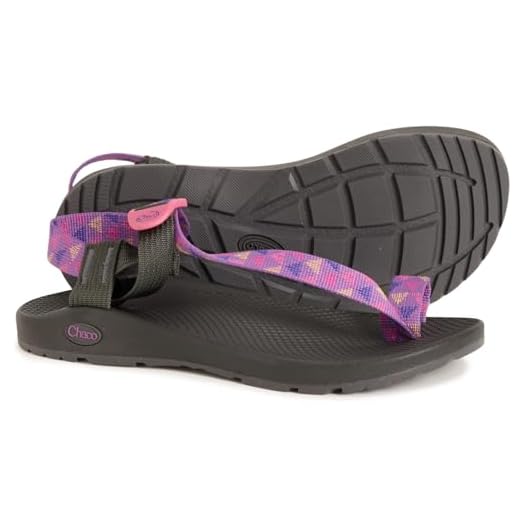 Chaco Womens Bodhi Trey Dewberry 8 Medium