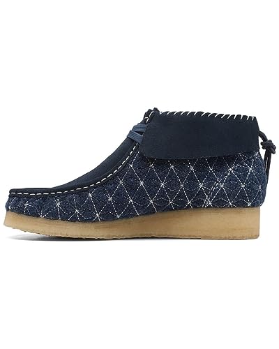 Clarks Wallabee Boot. Suede Bootie, 72