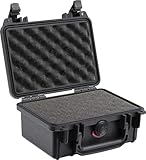 PELI 1120 Maleta fotográfica estanca y resistente a los impactos, IP67 estanca e impermeable al polvo, 2L de capacidad, fabricada en EE.UU., con espuma personalizable, color negro