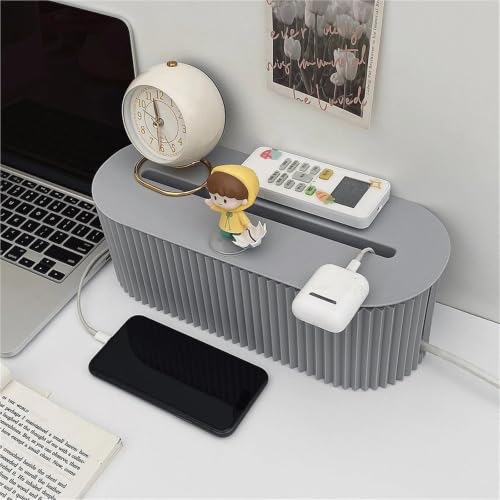 Fils électriques et câbles ordonnés dans cette boîte cache-prise - 4