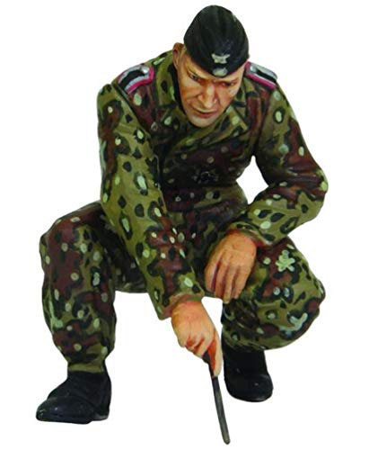 Zvezda Models 1943-1945 German Tank Crew #TOP5