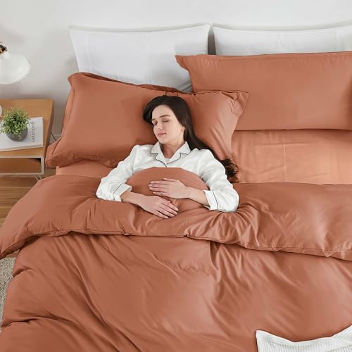 Image of Hearth & Harbor Rust Duvet Cover with Fitted Sheet Cal King Size | 4 Piece Soft Double Brushed Bedding Set, Button Closure, 1 Duvet Cover 104x98 Inches, 1 Fitted Sheet, 2 Pillow Shams
