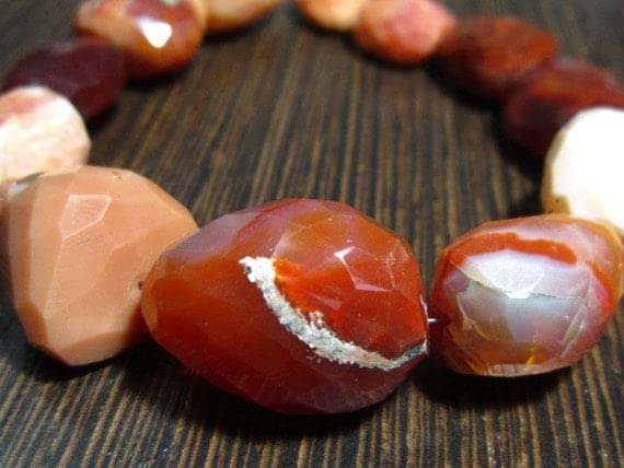Opale de feu mexicaine LKBEADS pépites facettées de 166 carats pour création de bijoux de luxe