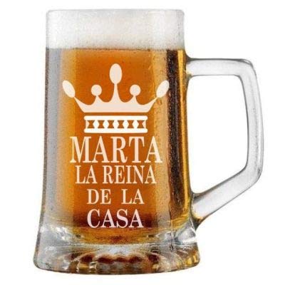Jarra de Cerveza Personalizada LA REINA DE LA CASA. Regalo Grabado y Personalizado para Hombre o Mujer. Detalle para Celebraciones Cumpleaños Aniversario Regalo Día de la Madre Jubilación.