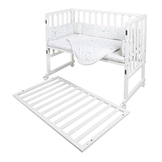 safe asleep från Roba sidosäng, säng 7 i 1 "stjärnmagi" vit, babysäng och barnbänk av trä inklusive komplett utrustning & sovsäck