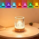 **Changement de couleur RVB** : profitez d'une variété d'ambiances d'éclairage avec sa fonction de changement de couleur RVB. Basculez entre différentes couleurs pour créer une ambiance romantique, relaxante ou énergique dans votre chambre ou votre salon.