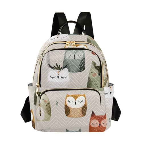 Mochila de búho beige para evitar dolor de espalda en viajes