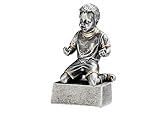 Henecka Fussball-Kinder-Pokal, Resinfigur Fußballjunge, Silber mit Gold, mit Wunschgravur, Größe 9 cm