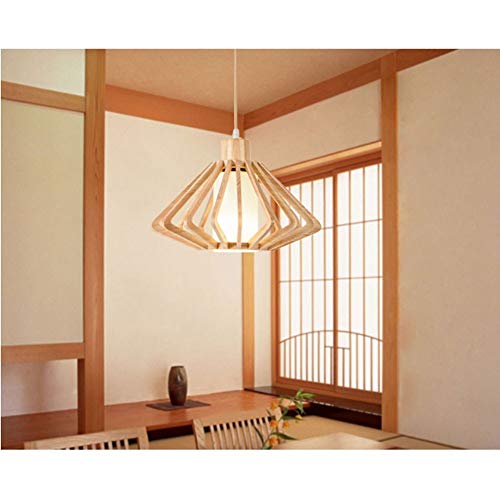 Lustre en bois moderne pour corriger le manque de luminosité du salon