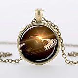 Mode-Design: Halskette für Männer kommt in einem exquisiten Look mit coolem und modischem Design. Erhellen Sie Ihren Look und enthüllen Sie Ihr Unikat.