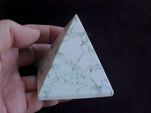 A7701 Gemqz Howlite Carved Pyramid Large Africa !!!