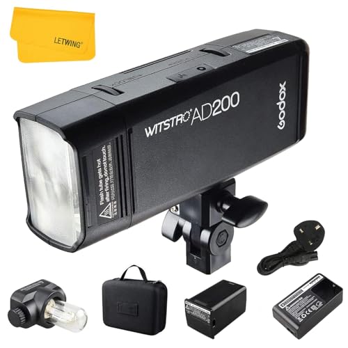 Godox AD200 200Ws 2.4G TTL Flash Strobe 1/8000 HSS Cordless Monolight Litio Batteria e Lampadina nuda Speedlite Fresnel Flash Capo a Copertina 500 Potenza completa e Riciclare in 0.01-2.1 Sec (AD200)