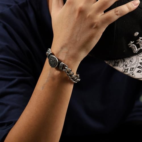 VYH Gothic Skull Cuban Link Bracelet for Men Stainless Steel Biker Link Bracelet3